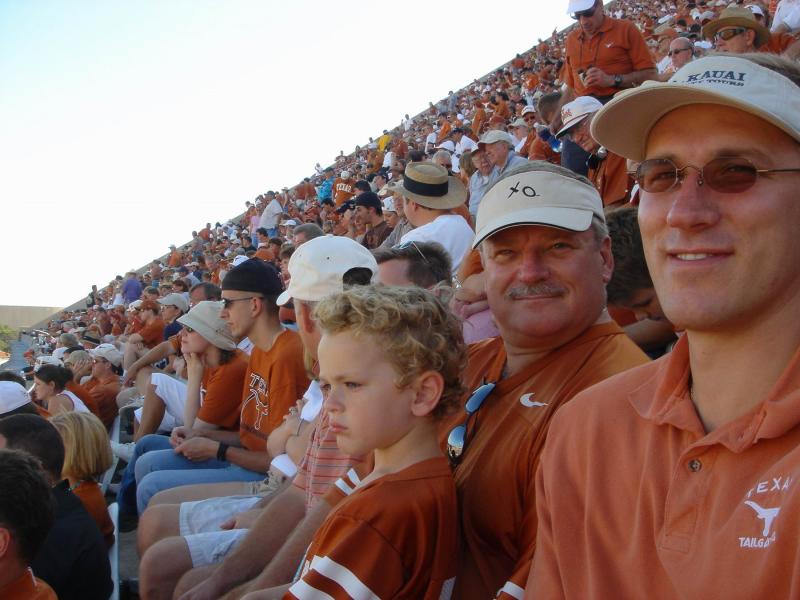 2004/10(Oct)/01(Tailgate-Missouri)/800x600_2004-10-16 16-30-45.JPG